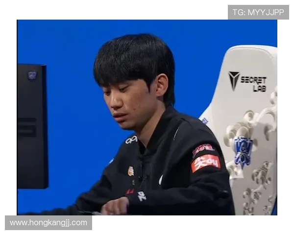 FPX战队在Major赛积分榜上以56分稳居第一，其他战队紧追不舍