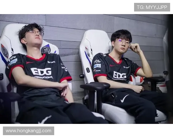 V5战队的崛起与挑战：从艰难起步到职业联赛的辉煌历程