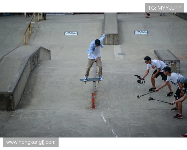 武汉滑板队与杭州滑板队赛后复盘意识碰撞与战术分析